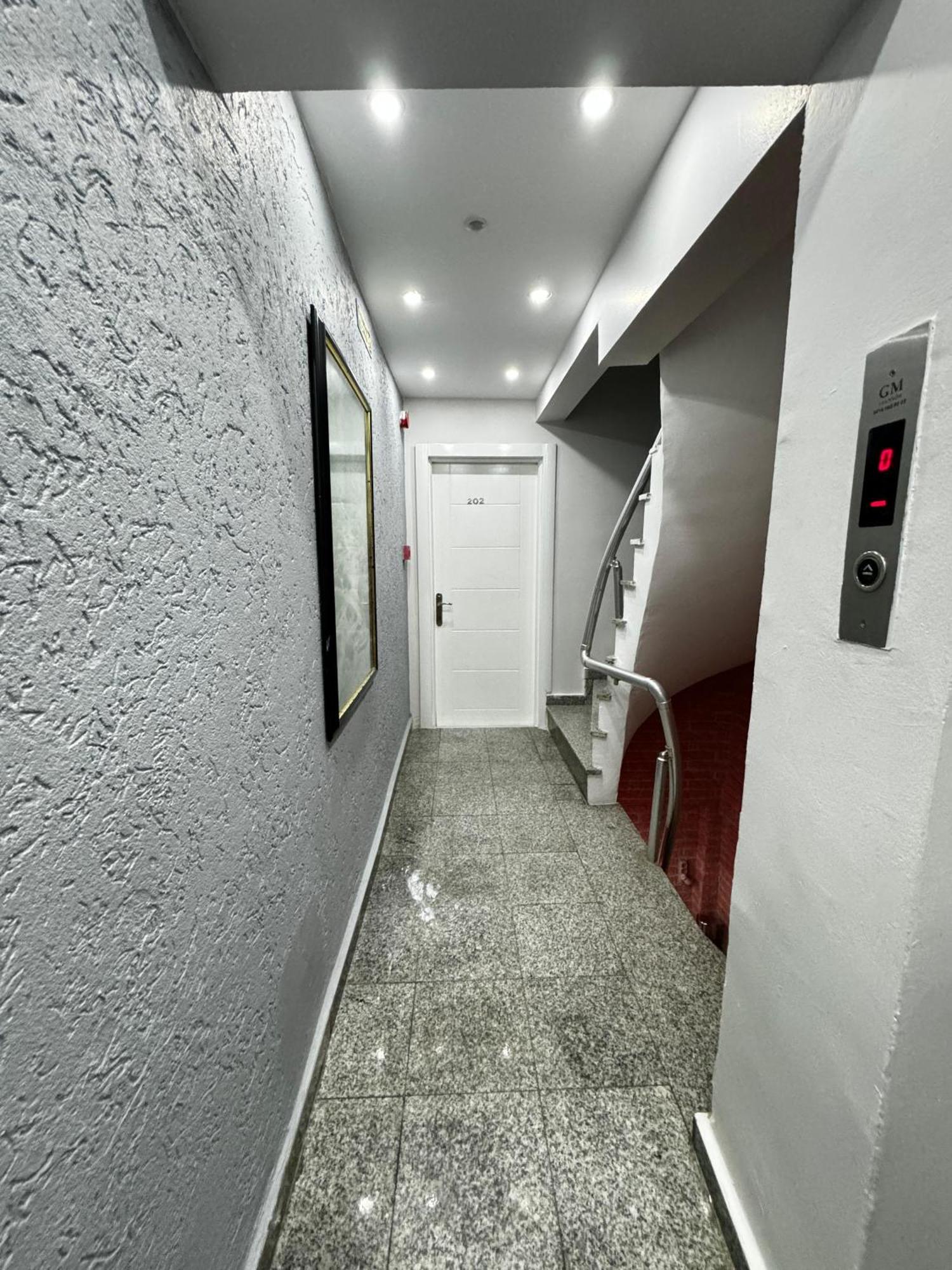 Taksim Istiklal Suites Istanbul Exterior photo
