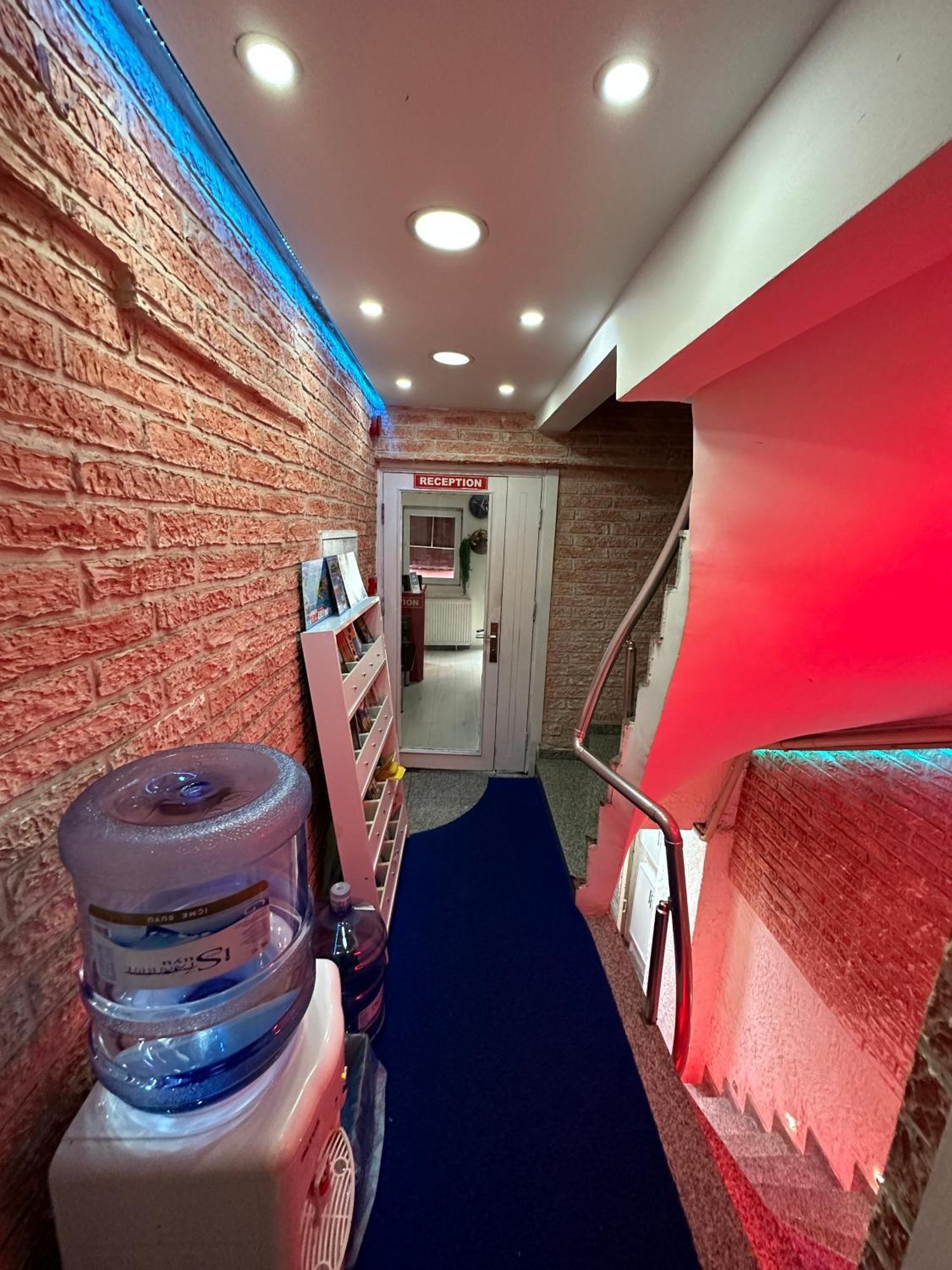Taksim Istiklal Suites Istanbul Exterior photo